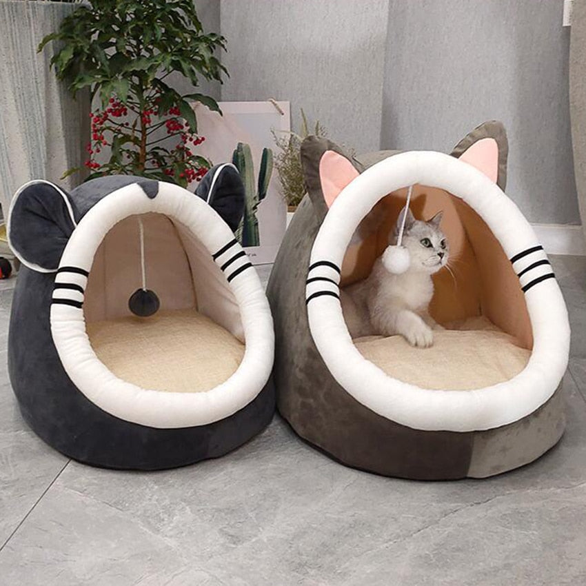 Snug and cozy Cat Bed.